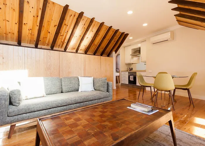 Bairrus - Principe Real/brick Apartment